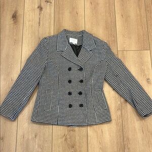 Express Women's Black and White Houndstooth Jacket